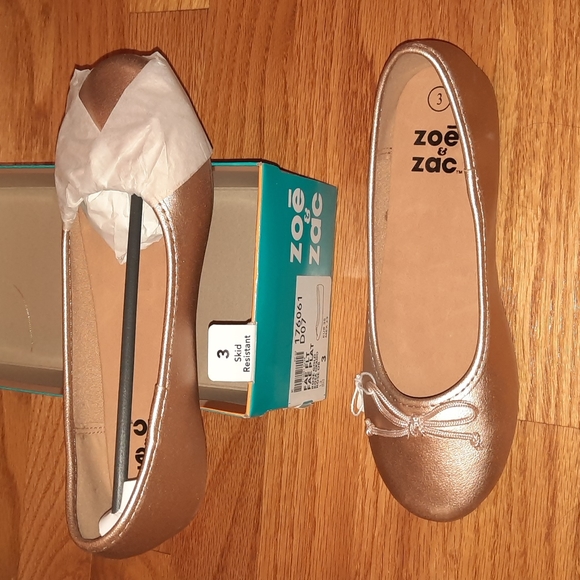 zoe & zac Shoes New Rose Gold Ballet Flats Sz 3 Poshmark